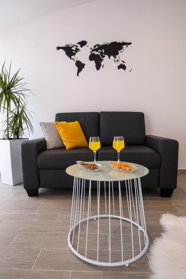 Apartmani Ville Vengo 特罗吉尔 外观 照片