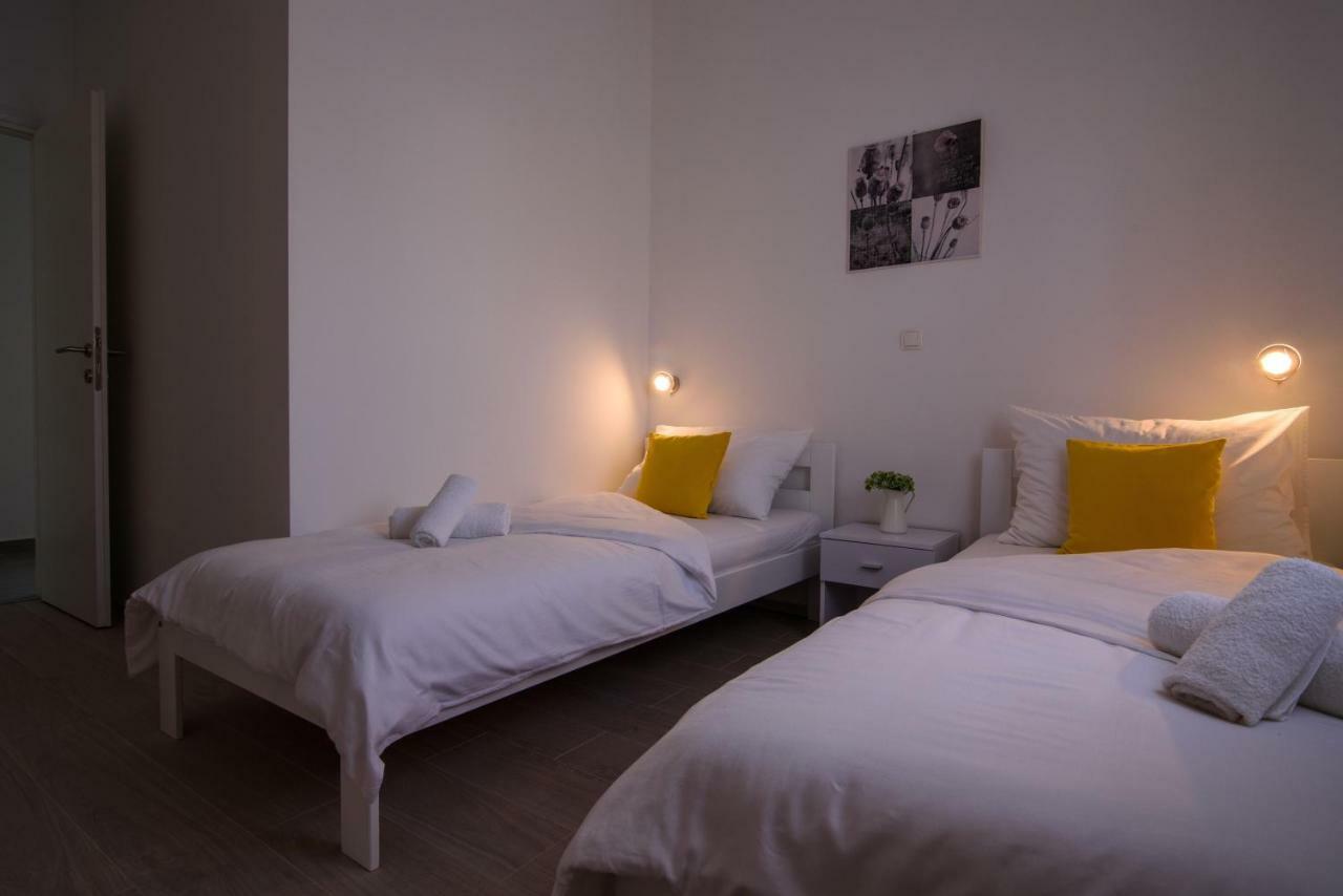 Apartmani Ville Vengo 特罗吉尔 外观 照片